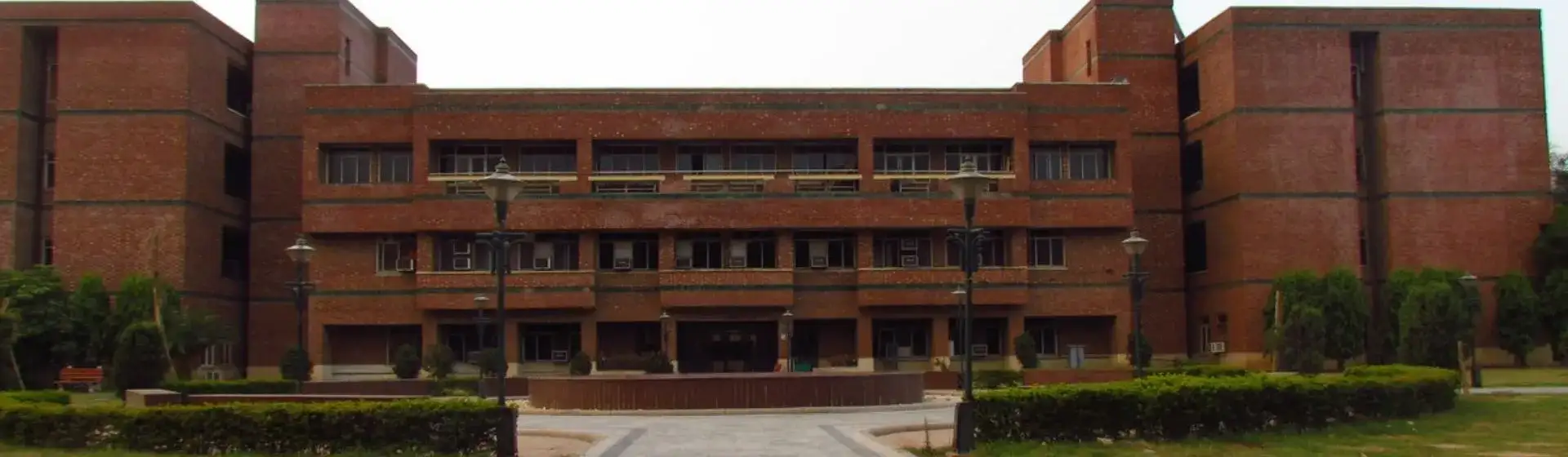 NSUT(DoMs) New Delhi