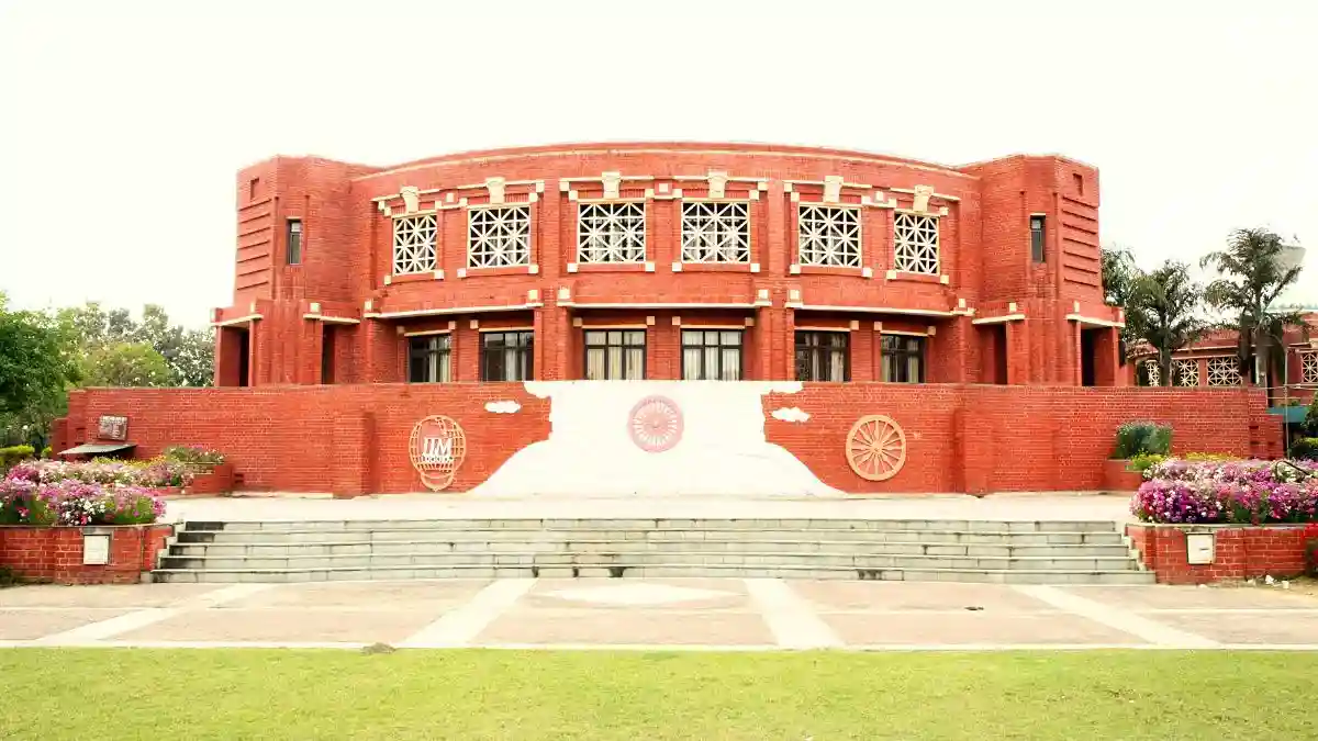 Some of the IIM Lucknow faculty