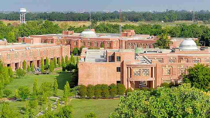 IIM Lucknow